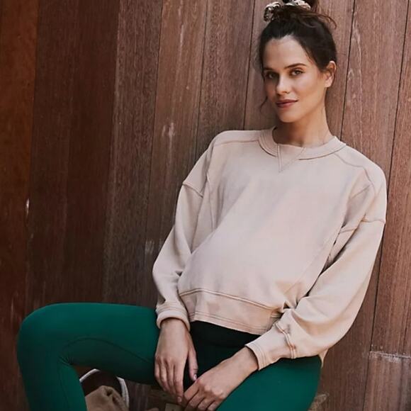 NEW FP Movement Hatch Maternity Set Sweatshirt Sweatpants Sand M Two Piece - Picture 3 of 11